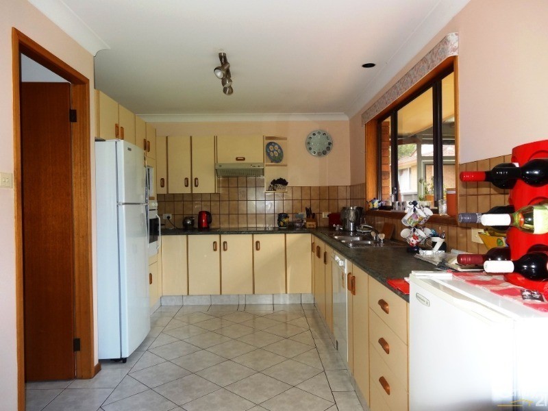 16 Tambar Place, Urunga NSW 2455