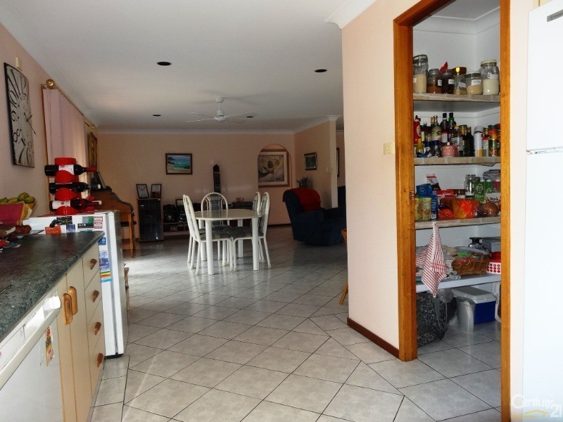 16 Tambar Place, Urunga NSW 2455