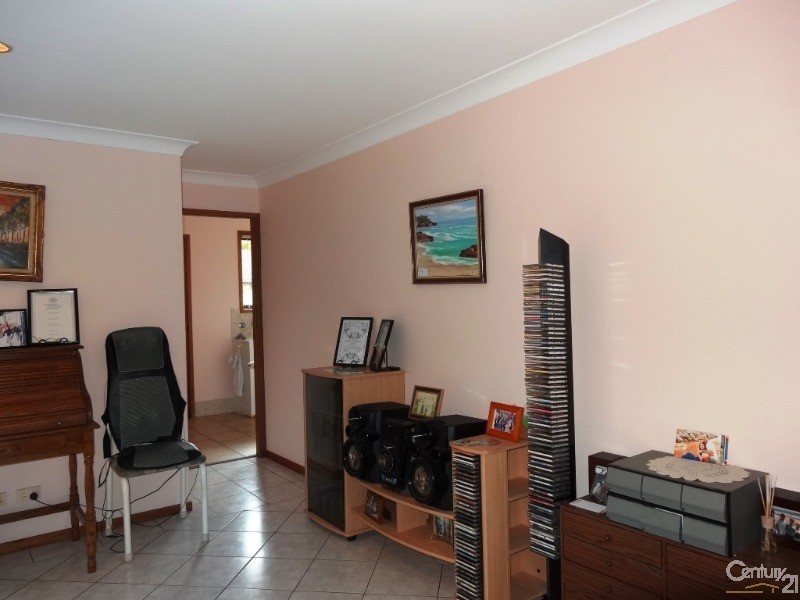 16 Tambar Place, Urunga NSW 2455