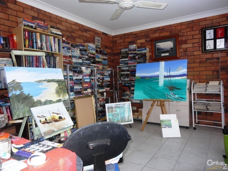16 Tambar Place, Urunga NSW 2455