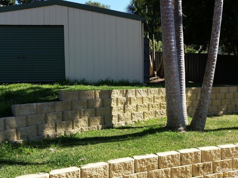 9 McNeil Close, Macksville NSW 2447