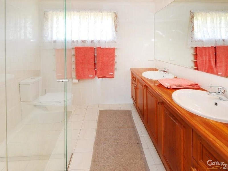 385 Crossmaglen Road, Bonville NSW 2441