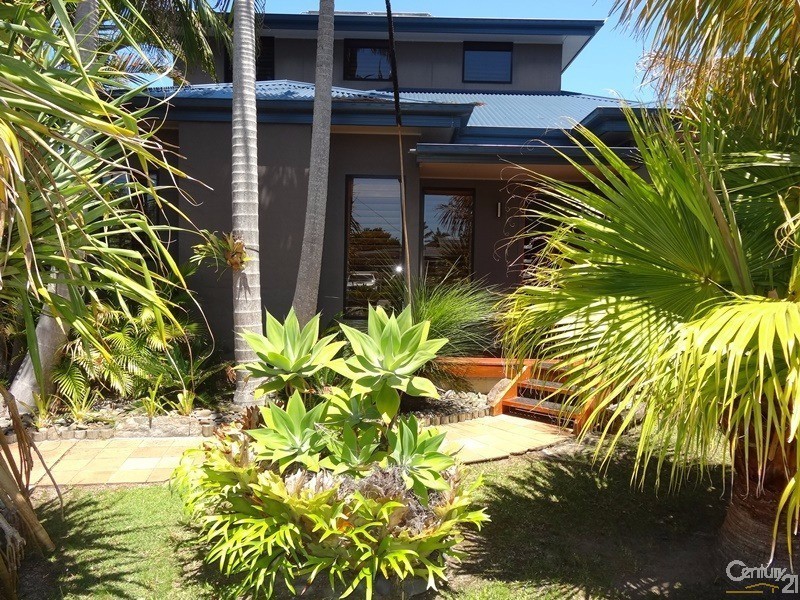 19 Eighth Avenue, Sawtell NSW 2452