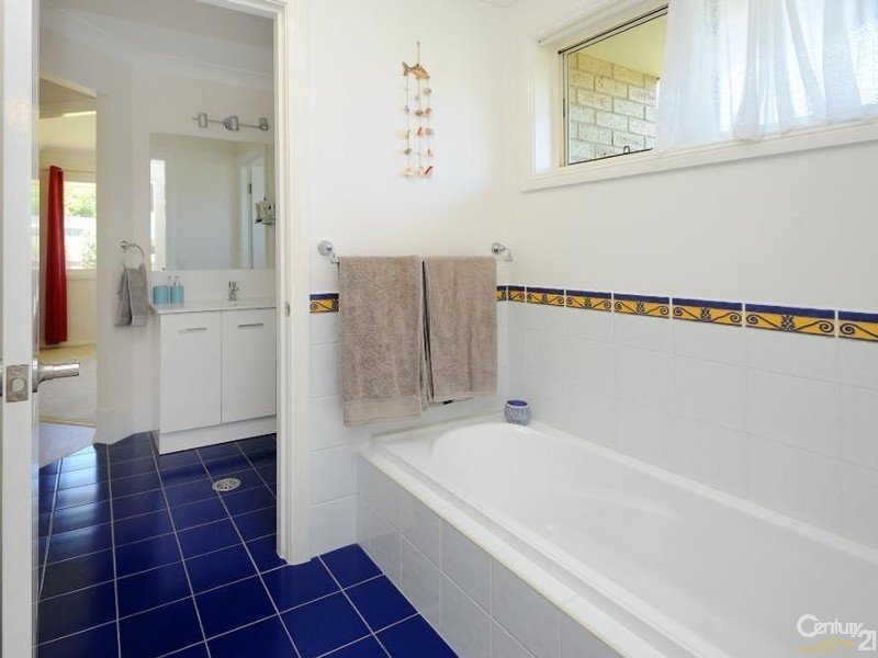 63 Soren Larsen Crescent, Boambee East NSW 2452