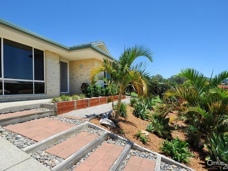 63 Soren Larsen Crescent, Boambee East NSW 2452