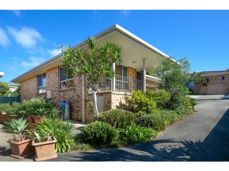 2/24 Eleventh Avenue, Sawtell NSW 2452