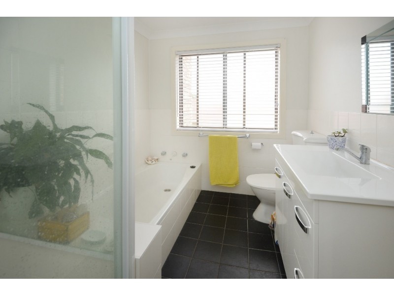 2/7 Wirrabilla Drive, Toormina NSW 2452