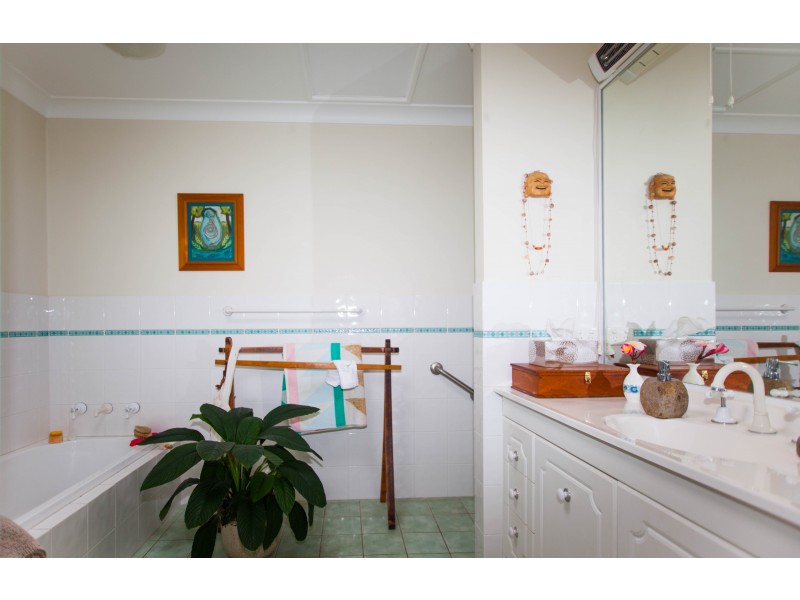 2/31 Fourth Avenue, Sawtell NSW 2452