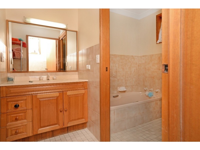 6 Ellis Avenue, Nambucca Heads NSW 2448