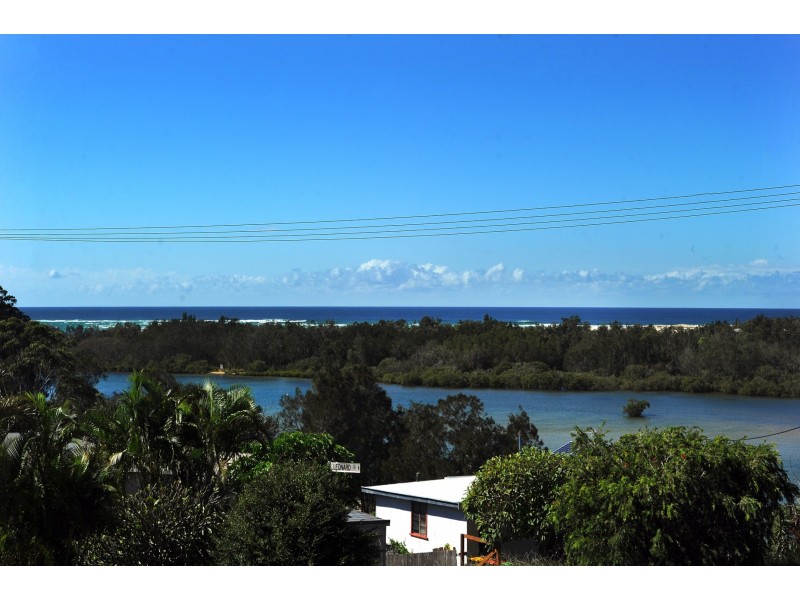 6 Ellis Avenue, Nambucca Heads NSW 2448