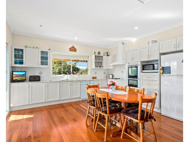 11 Endeavour Drive, Bellingen NSW 2454