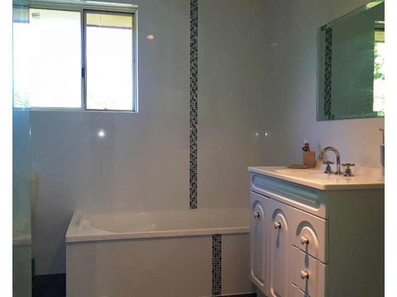 8 Gillett Close, Macksville NSW 2447