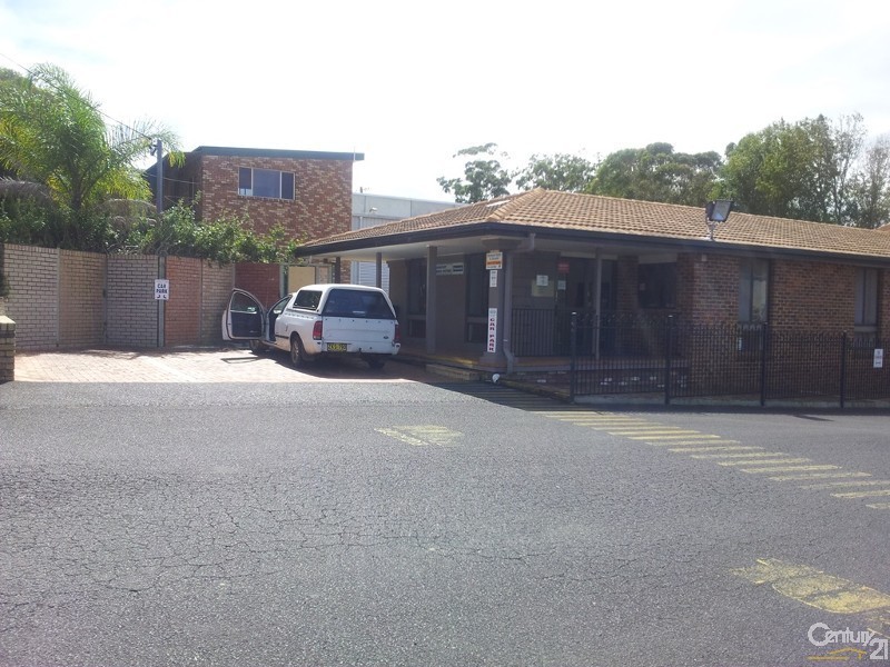 1/5 Newcastle Drive, Toormina NSW 2452