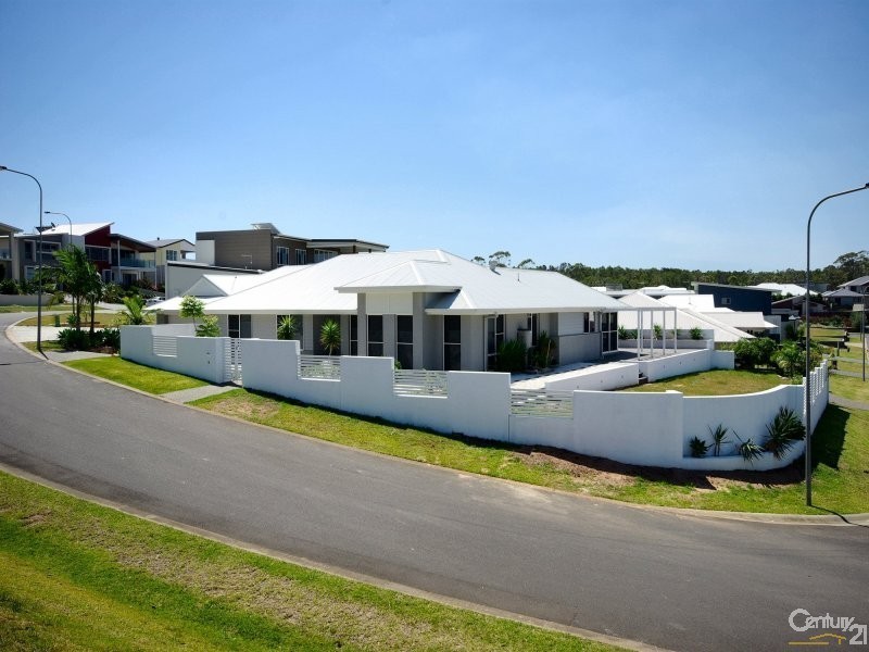 24 Island Road, Sapphire Beach NSW 2450