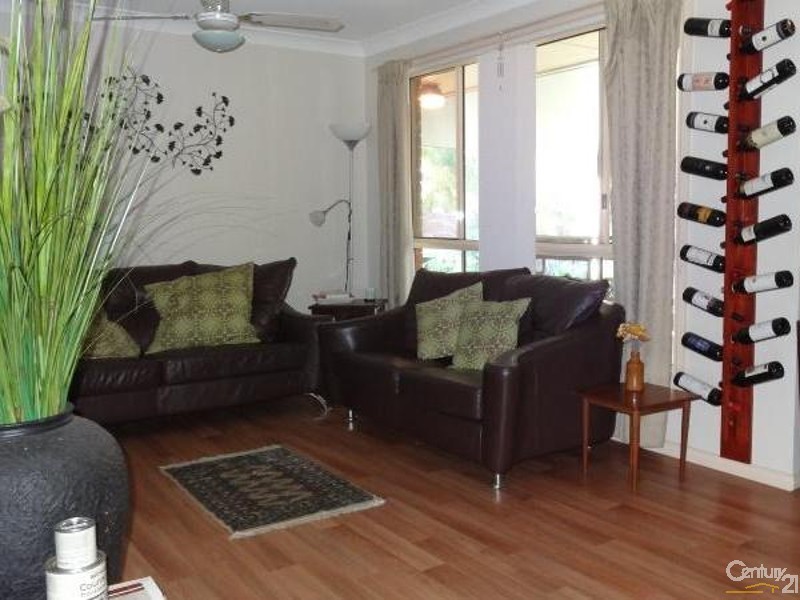 5 Searle Close, Boambee East NSW 2452