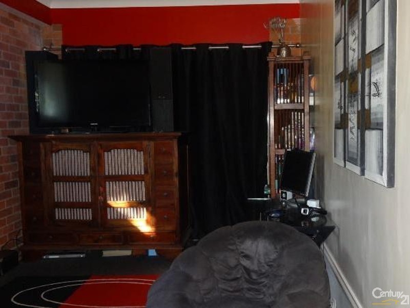 5 Searle Close, Boambee East NSW 2452