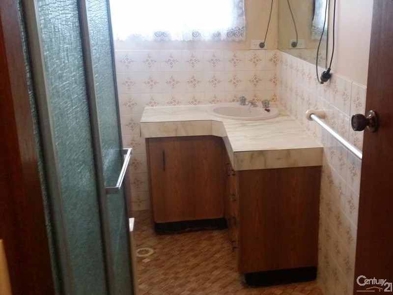 49 Brooker Street, Colyton NSW 2760