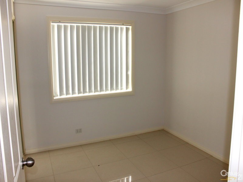 3/2 Literature Place, Blackett NSW 2770