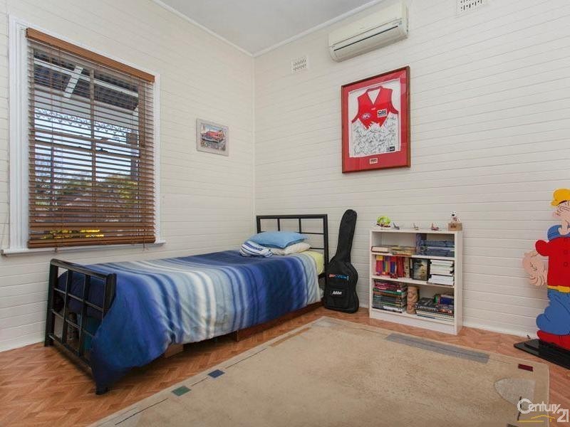 54 Crammond Boulevarde, Caringbah NSW 2229