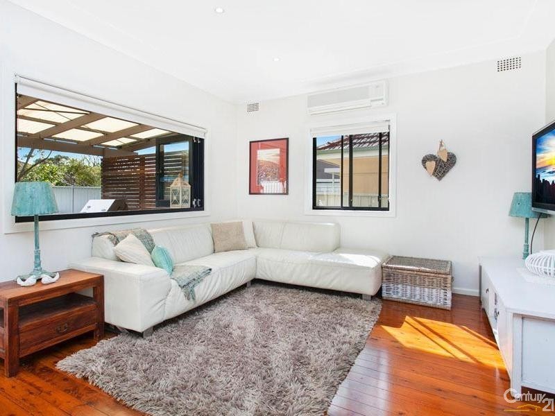 17 Culburra Road, Miranda NSW 2228