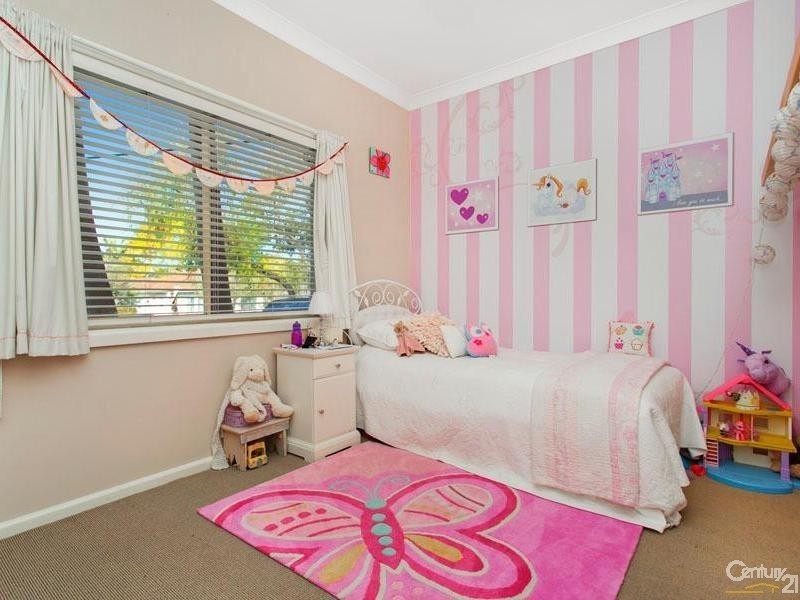 17 Culburra Road, Miranda NSW 2228