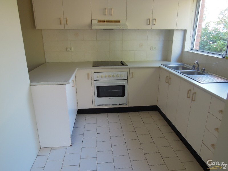 2/53a Auburn Street, Sutherland NSW 2232