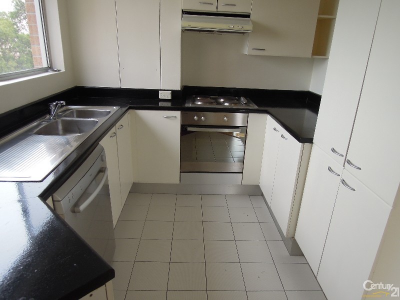 35/55-57 Glencoe Street, Sutherland NSW 2232