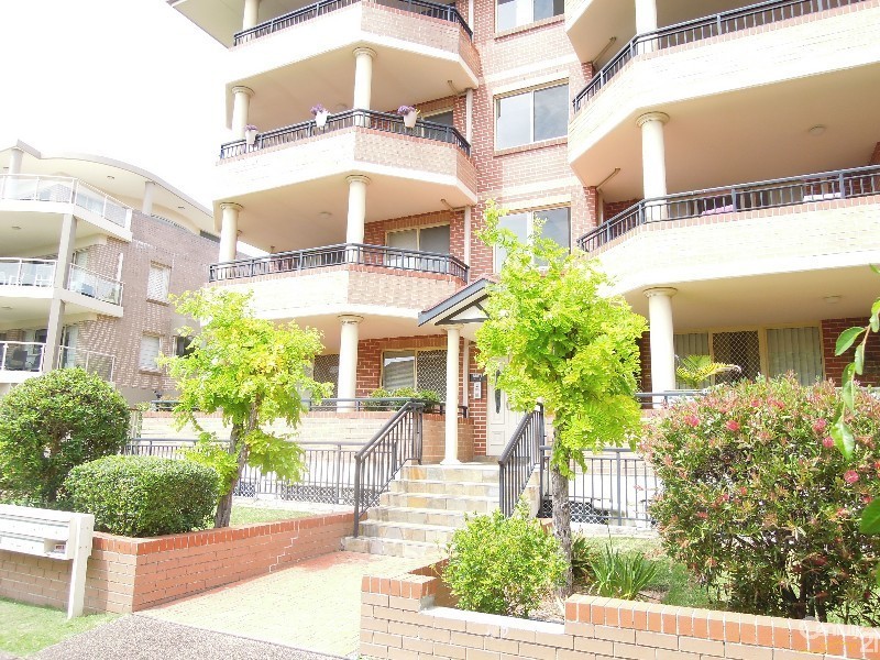 1/20 Mansfield Avenue, Caringbah NSW 2229