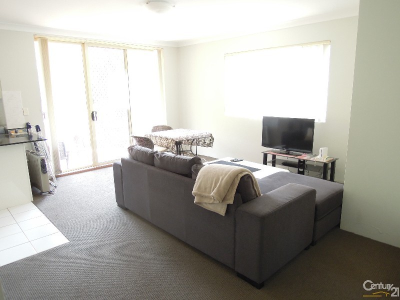 1/20 Mansfield Avenue, Caringbah NSW 2229