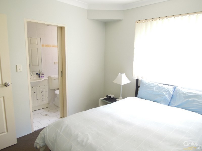 1/20 Mansfield Avenue, Caringbah NSW 2229