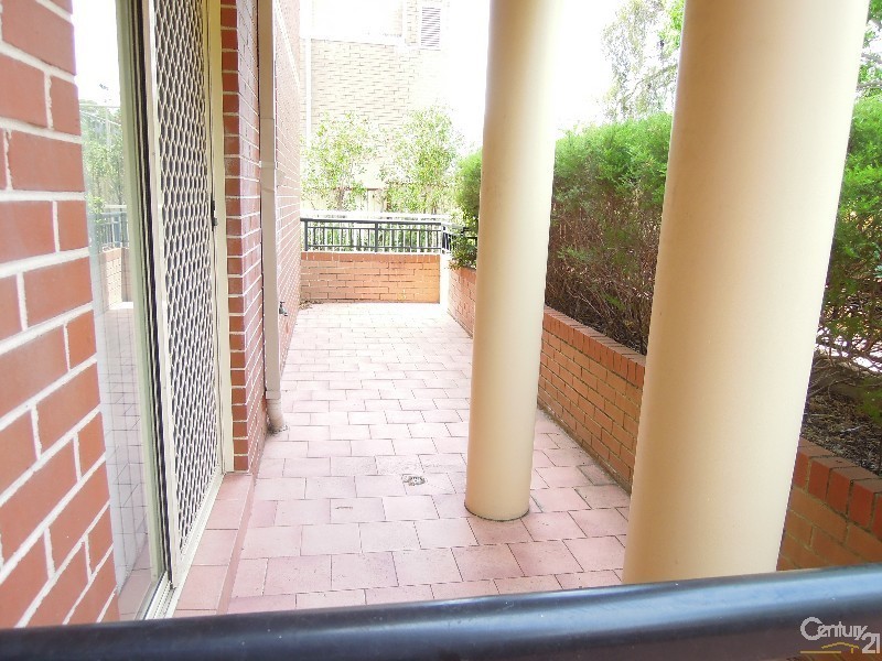 1/20 Mansfield Avenue, Caringbah NSW 2229