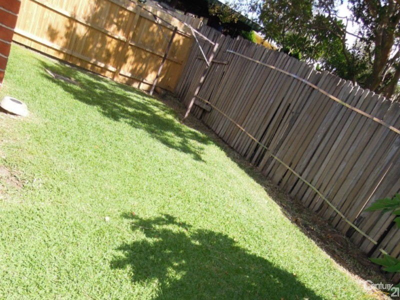 2/229 Port Hacking Road, Miranda NSW 2228