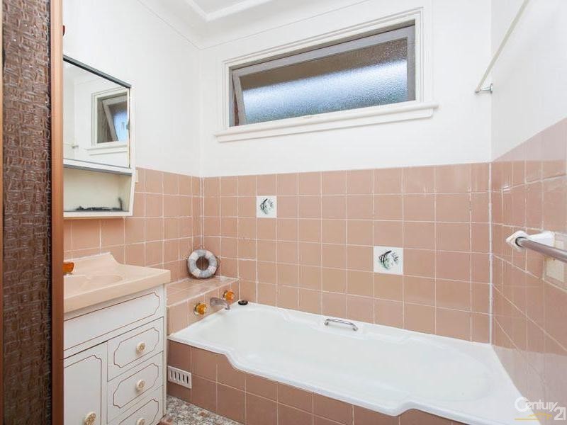 112 Cooriengah Heights Road, Engadine NSW 2233