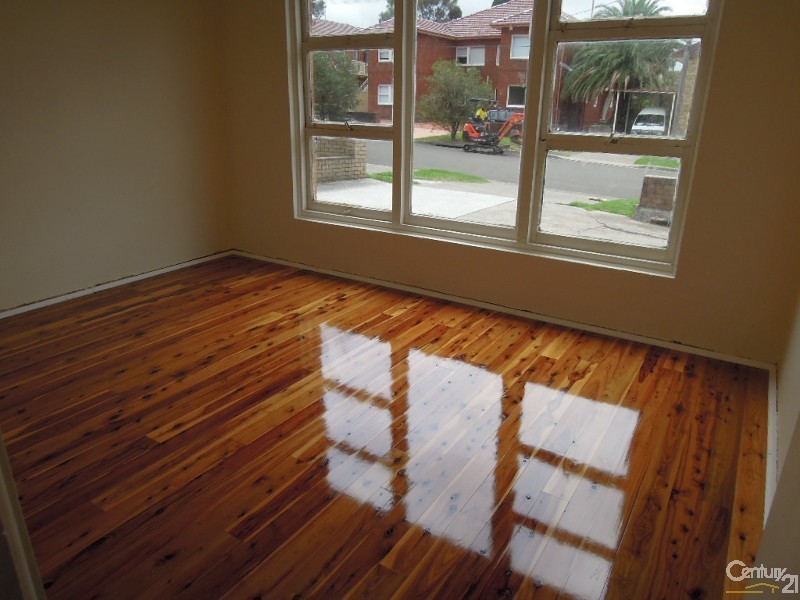 2/4 Caronia Avenue, Cronulla NSW 2230