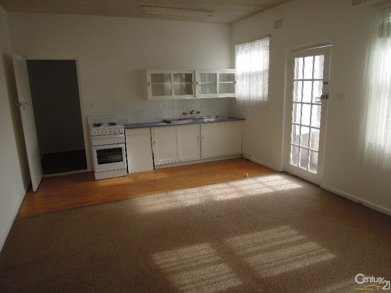 2/26 Chuter Avenue, Monterey NSW 2217