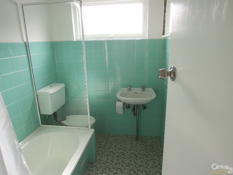 2/26 Chuter Avenue, Monterey NSW 2217