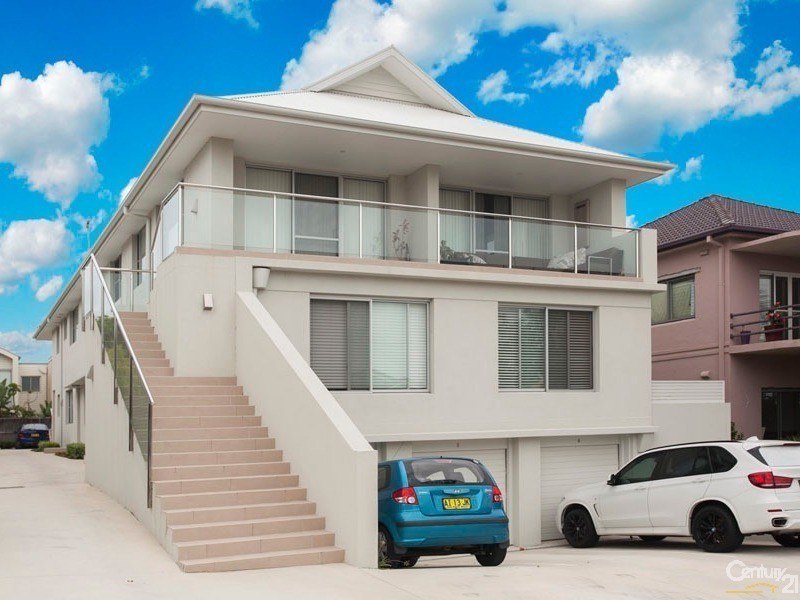 2/8 Tullimbar Road, Cronulla NSW 2230