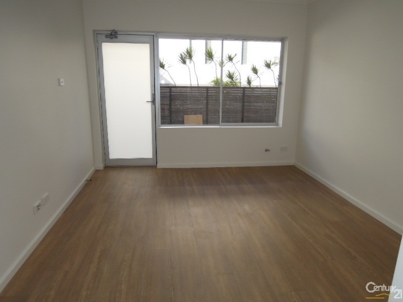 2/8 Tullimbar Road, Cronulla NSW 2230