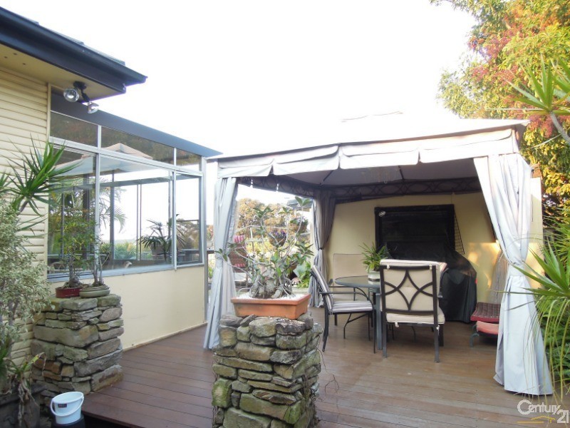 136 Willarong Road, Caringbah NSW 2229