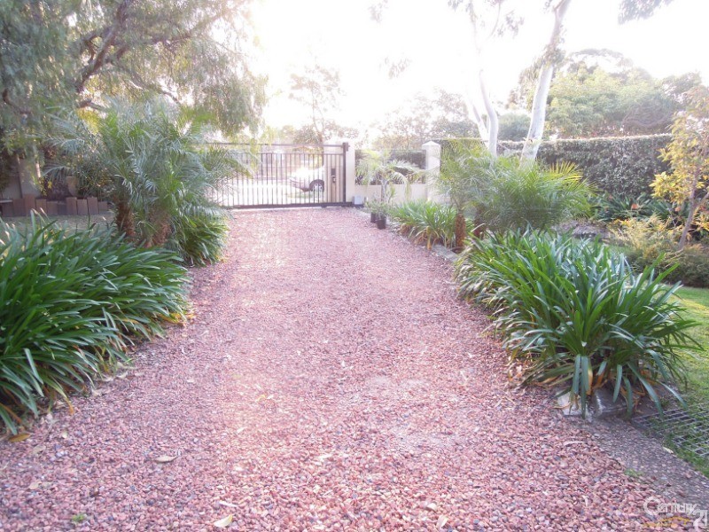 136 Willarong Road, Caringbah NSW 2229