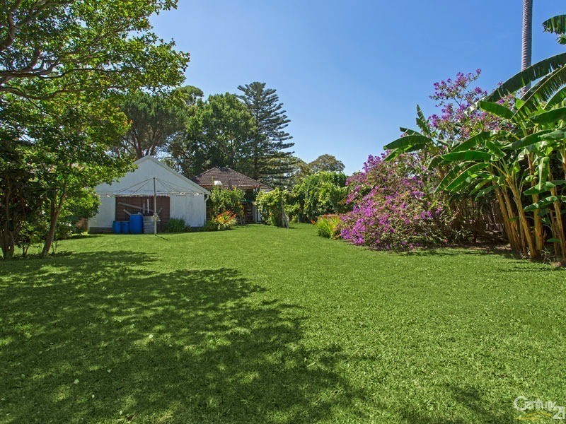 11 Nullaburra Road, Caringbah NSW 2229