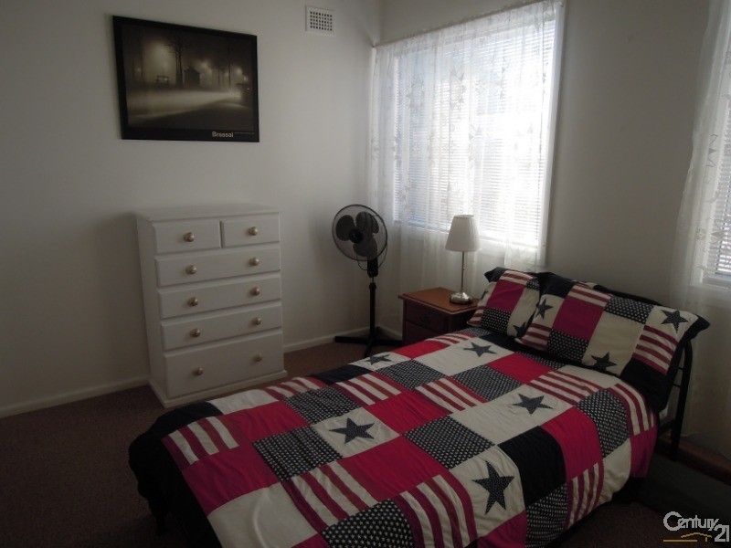 2/26 Chuter AVenue, Ramsgate NSW 2217