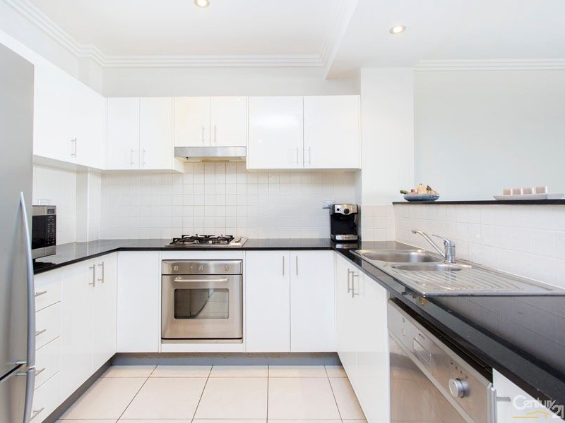 32/8-12 Wandella Road, Miranda NSW 2228