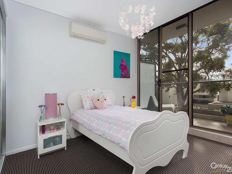 31/2 Corea Street, Sylvania NSW 2224