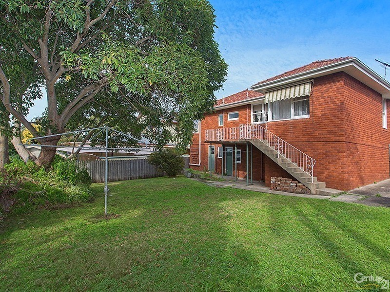3 Muronga Place, Kirrawee NSW 2232