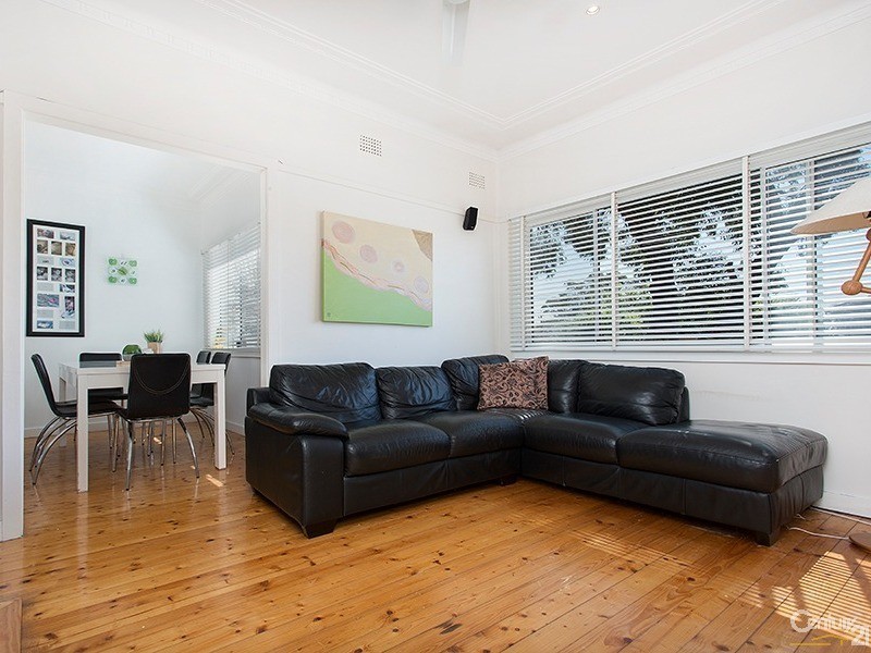 18 Pacific Street, Caringbah South NSW 2229