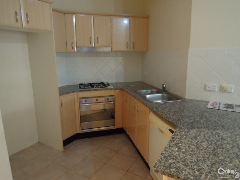 2/30-32 Burke Street, Cronulla NSW 2230