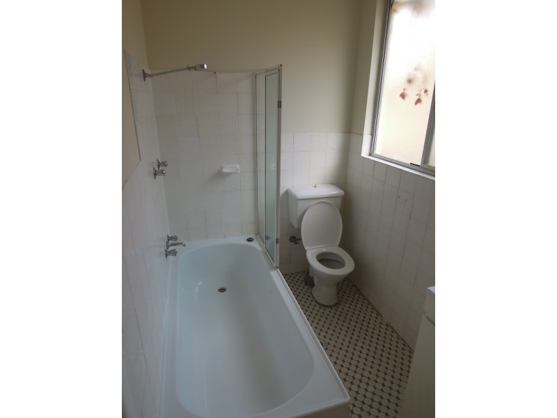 28 Drake Avenue, Caringbah NSW 2229