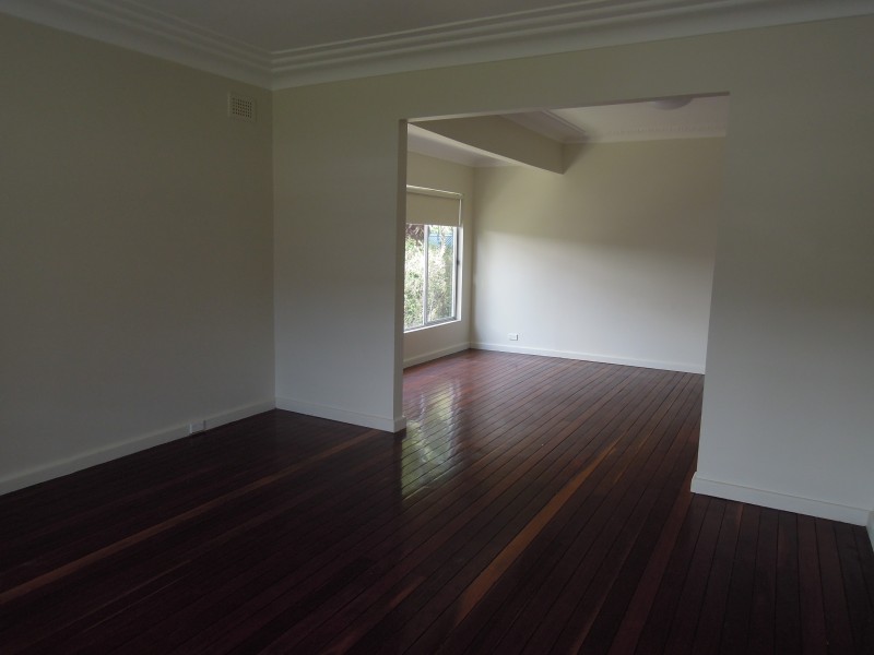 28 Drake Avenue, Caringbah NSW 2229