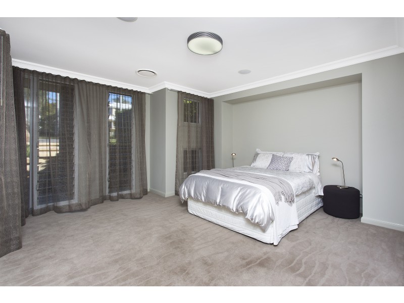 17 Raglan Road, Miranda NSW 2228